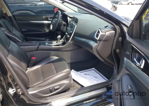 2016 Nissan Maxima 3.5 Sv z USA, uszkodzony, nr VIN 1N4AA6AP1GC381727